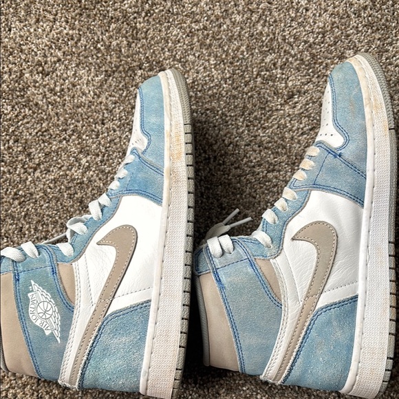 Nike Air Jordan 1 High Blue White Sneakers - Picture 3 of 6